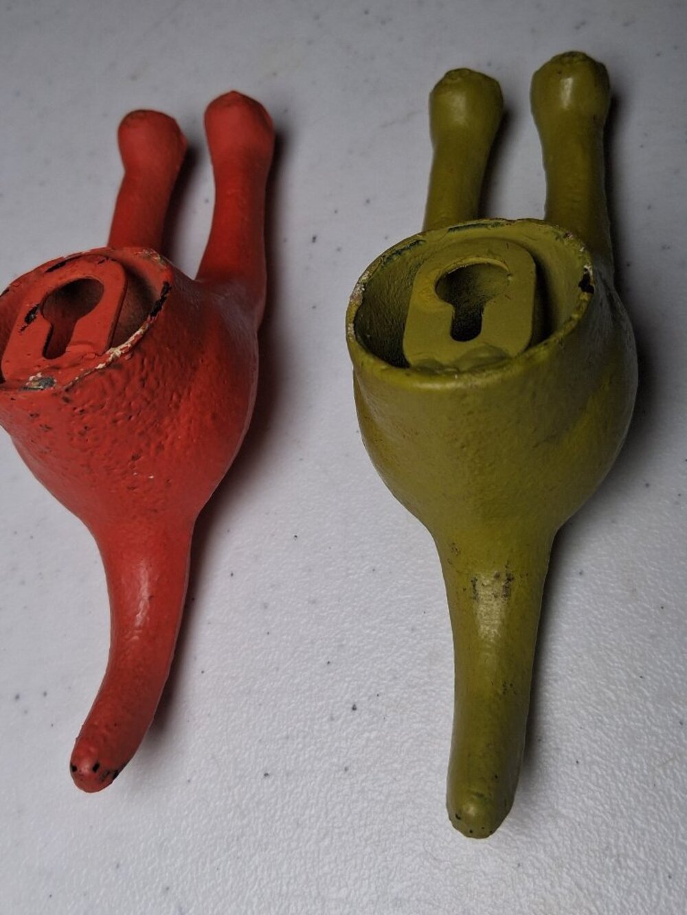 Cast Iron Dog Tail Hooks Pair Wall Mounted Hanging Orange Lime Green Dogs 5" - Picture 9 of 15
